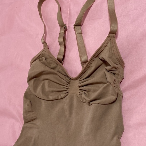 Skims bodysuit thong - Picture 4 of 5